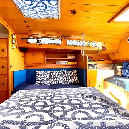 Boat With Bar And Terrace - A Different Way To Stay Botel San Miguel de Abona
